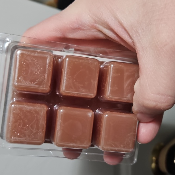 NWT ScentSationals Berry Blossom Breeze Wax Melts - Picture 3 of 3